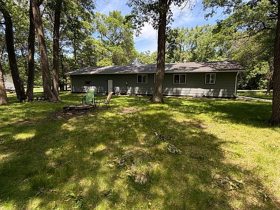 3rd image of 1906 Rachel Dr NE