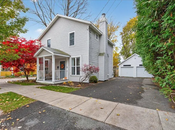 16 Hutchins Street, Saratoga Springs, NY 12866