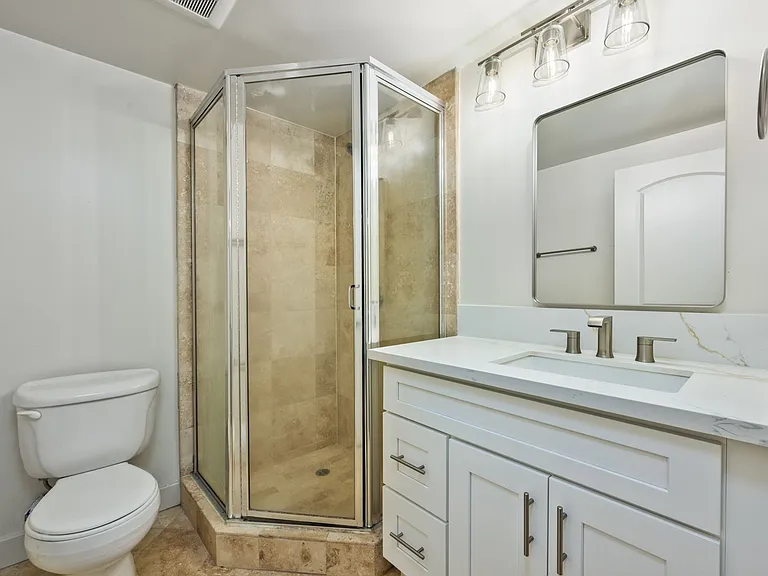 1318 Agate St — Photo 6