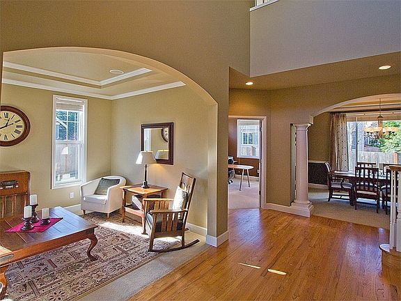 4th image of 27308 SE 10th Ct