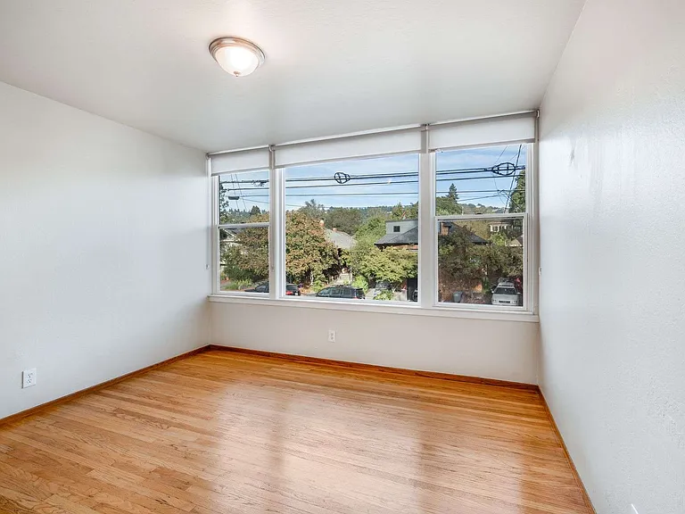 1624 Josephine St #1 — Photo 15