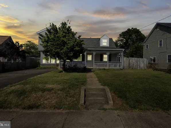 168 Manassas Dr, Manassas Park, VA 20111