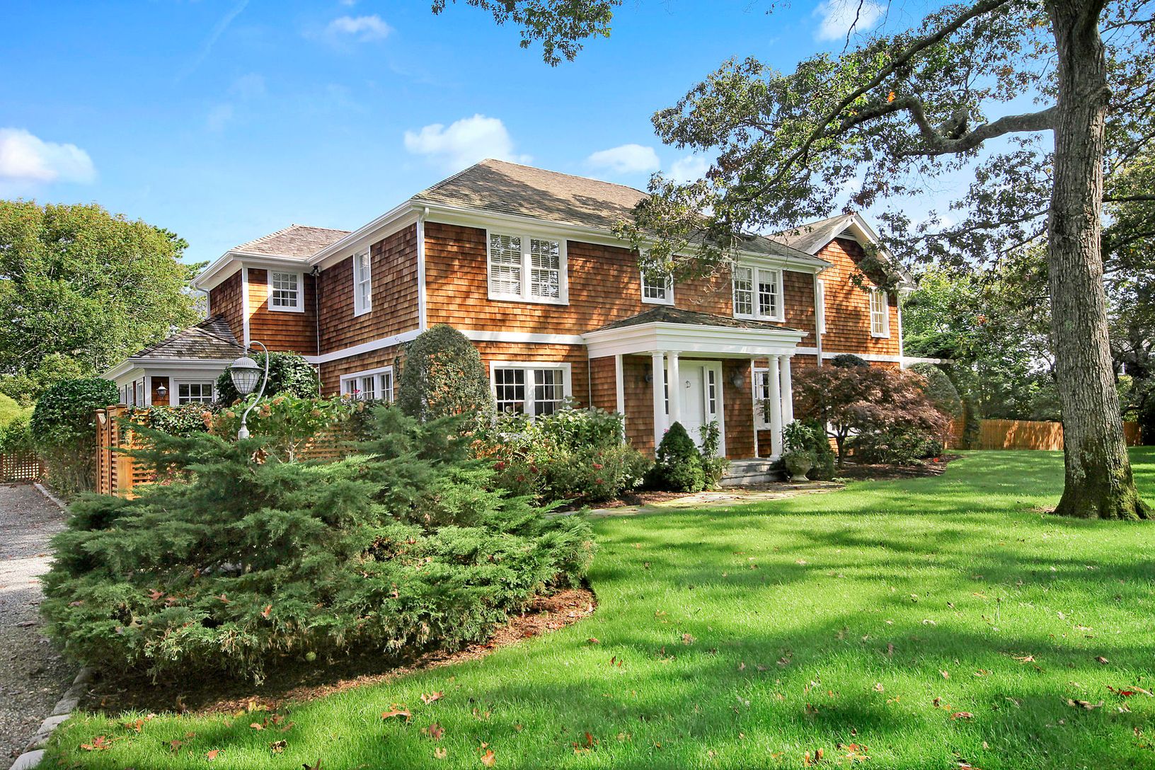 19 Old Point Rd, Quogue, NY 11959 Out East