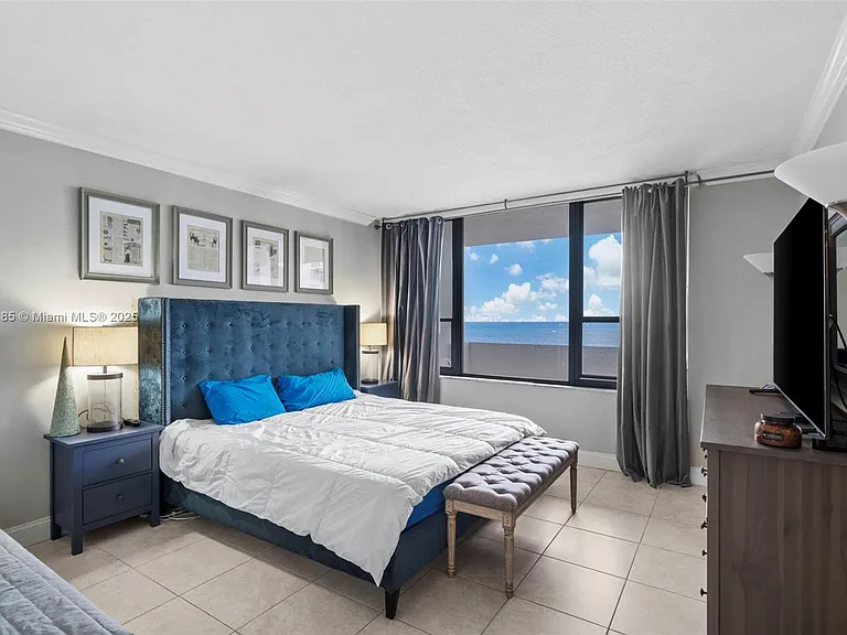 3505 S Ocean Dr #1221 — Photo 12