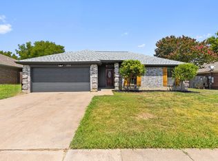 1511 Sayles Ave, Arlington, TX 76018