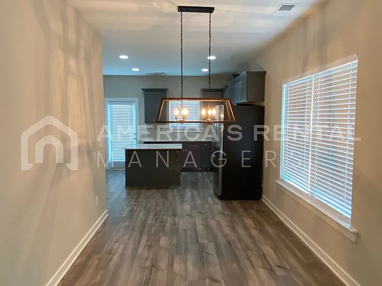 1540 Brookhaven Dr — Photo 4