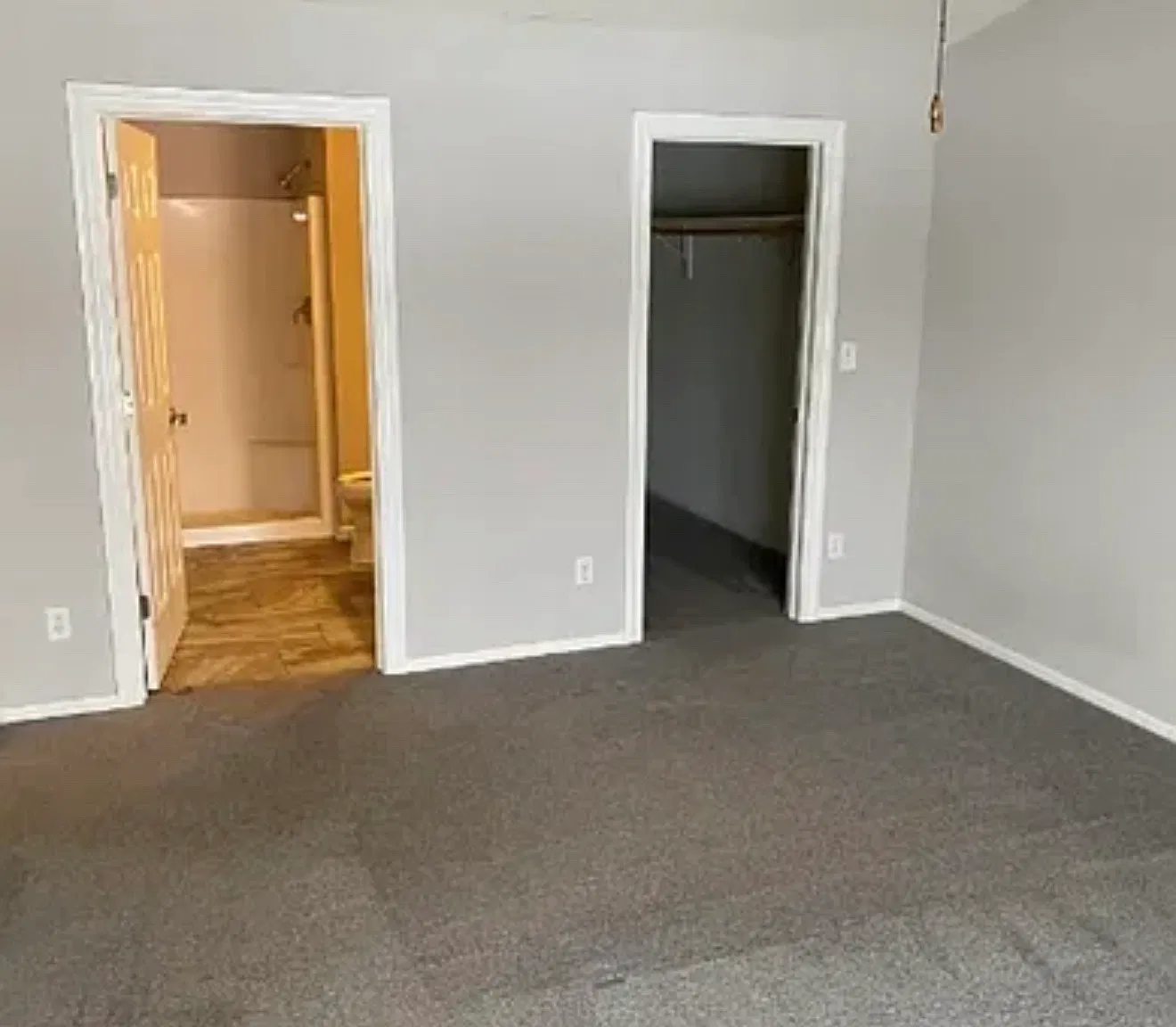 4 bed, 2000 sqft, $2,395 — Photo 4