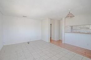 5th image of 4605 E Stassney Ln