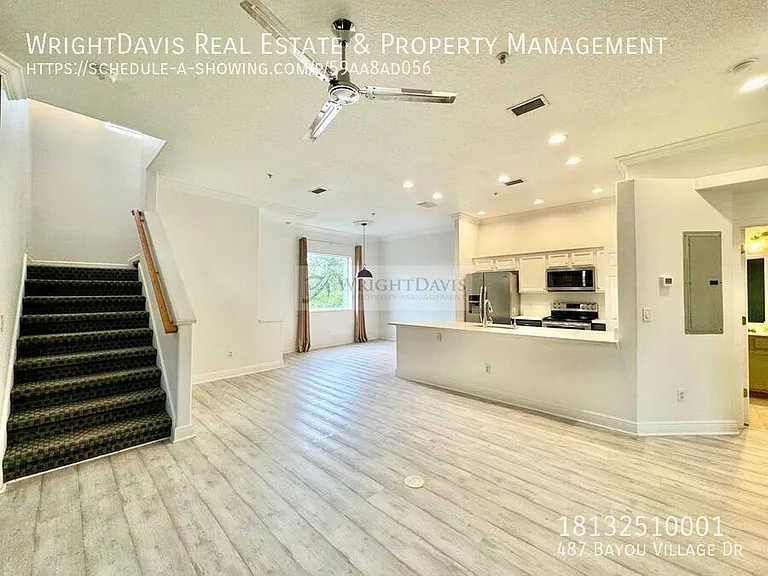 487 Bayou Village Dr — Photo 8