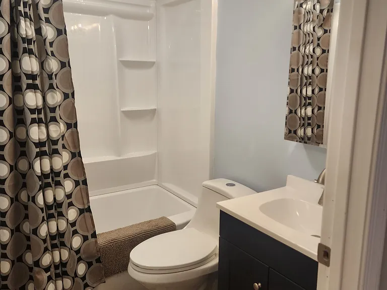9407 Horn Ave — Photo 6