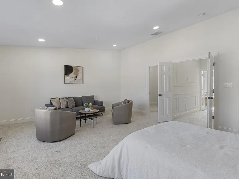1256 Dockside Cir — Photo 14