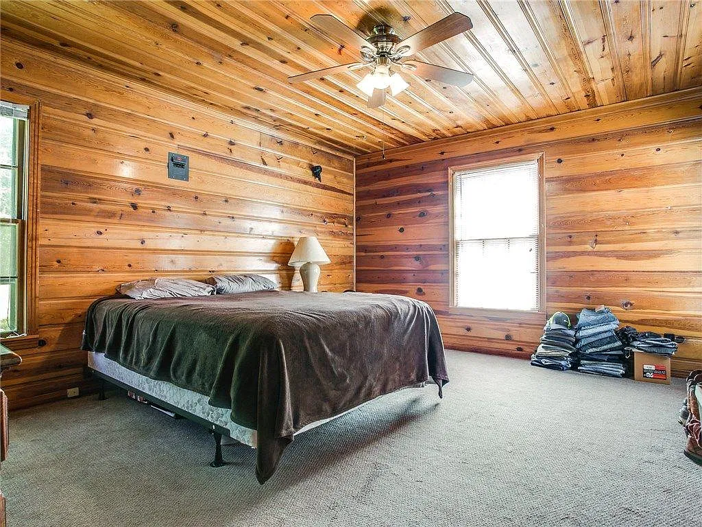 2 bed, 852 sqft, $1,950 — Photo 4