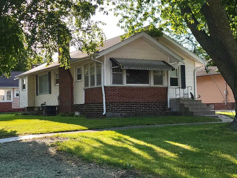 120 N Lincoln Ave — Photo 9
