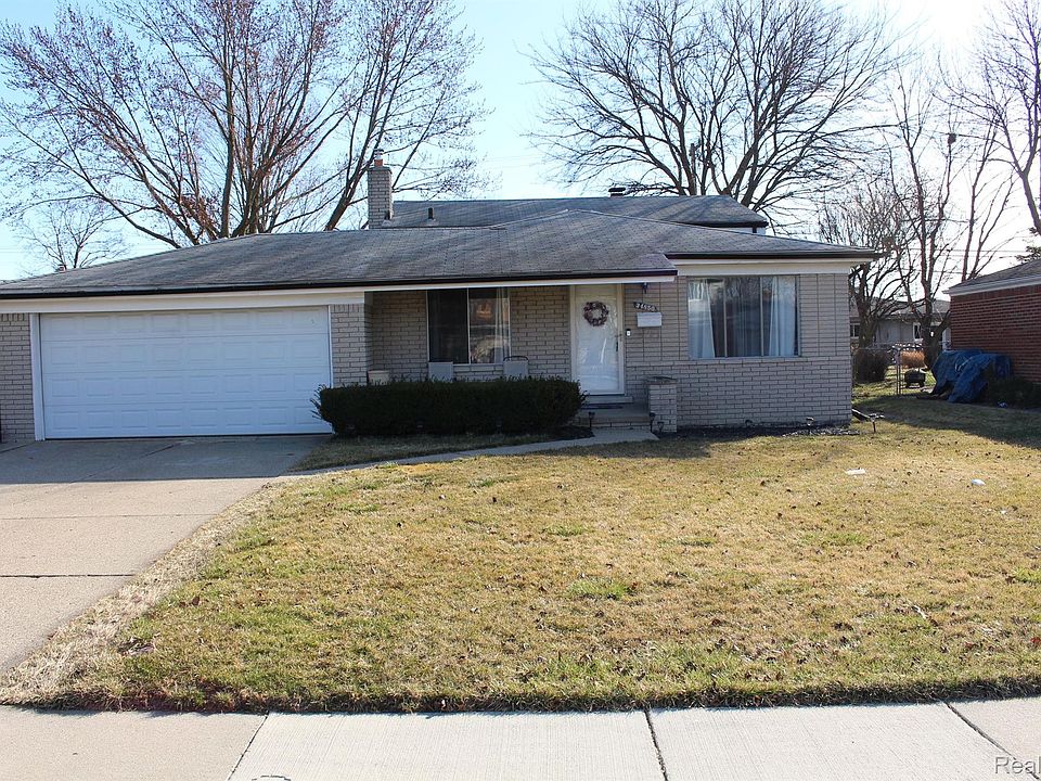 1st image of 34850 Dryden Dr