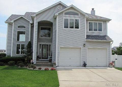 1st image of 166 Tuttle Pl