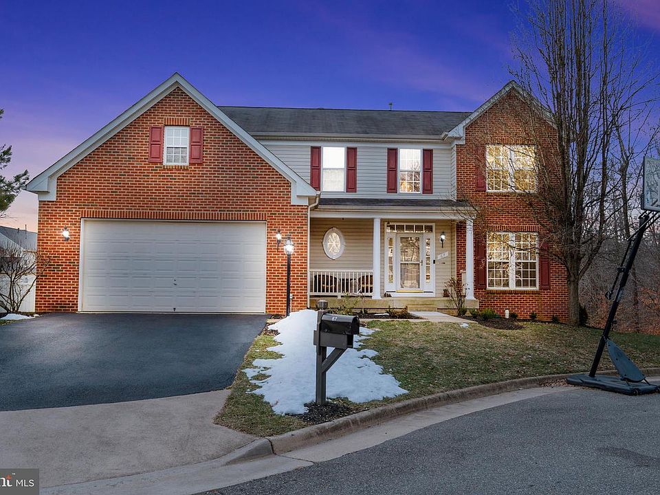 1st image of 67 Nugent Dr