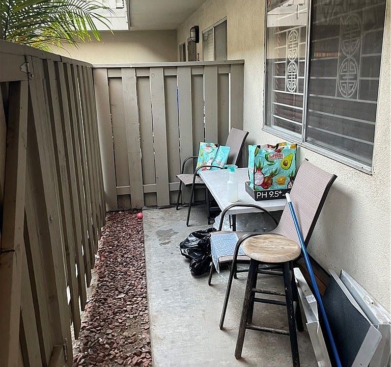 1st image of 3385 Santa Fe Ave APT 3