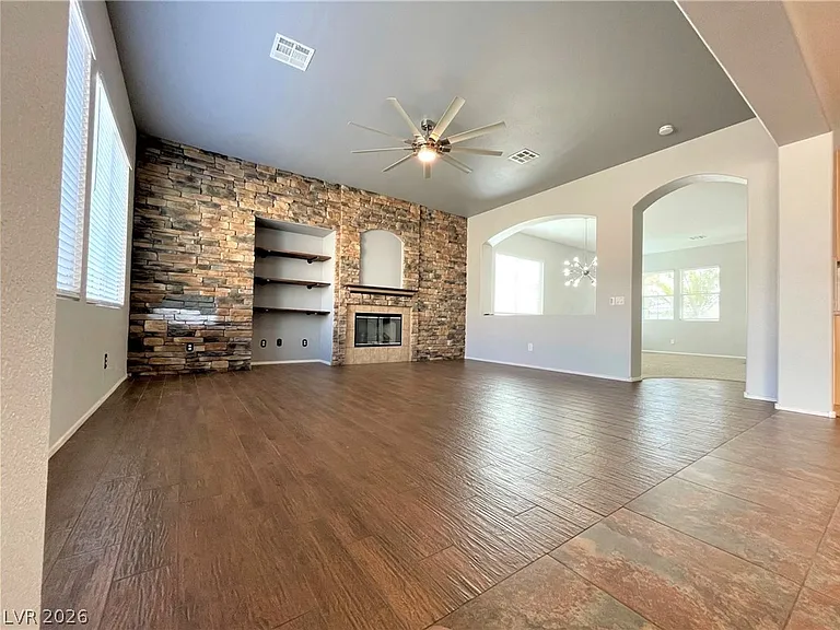 9222 Avon Park Ave — Photo 7