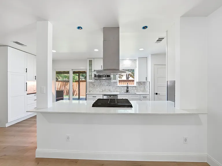 7765 El Pensador Dr — Photo 13
