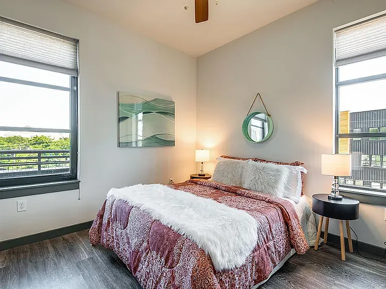 1900 12th Ave S #402 — Photo 9