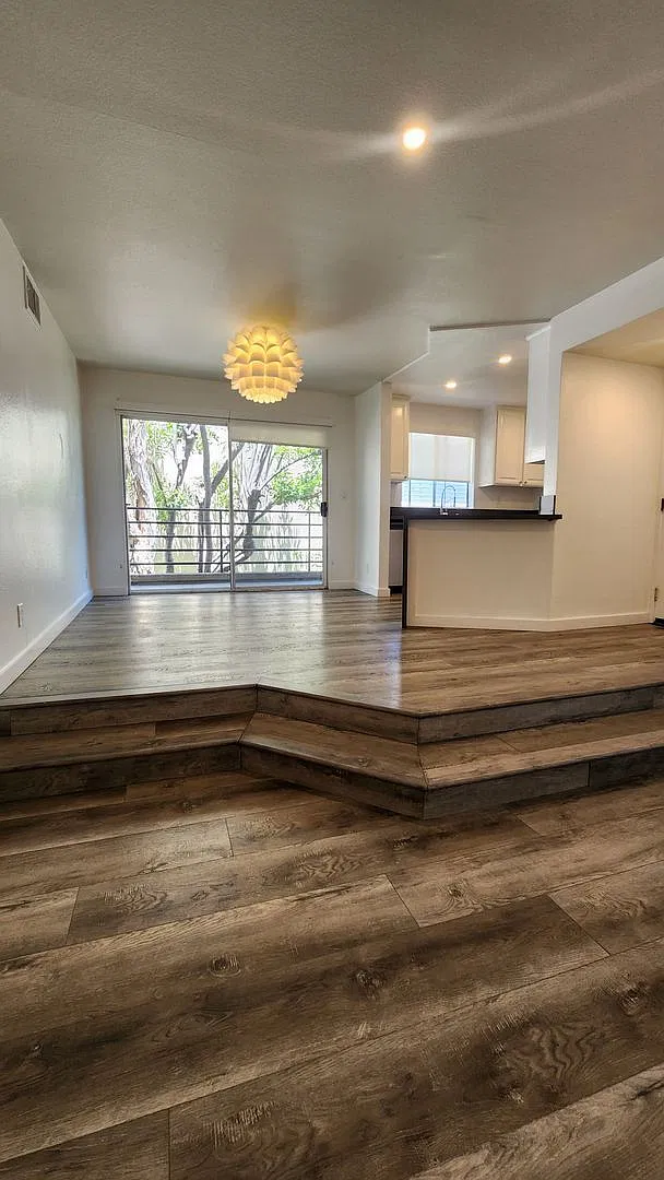 2 bed, 2.0 bath, 1150 sqft, $3,345 — Photo 1