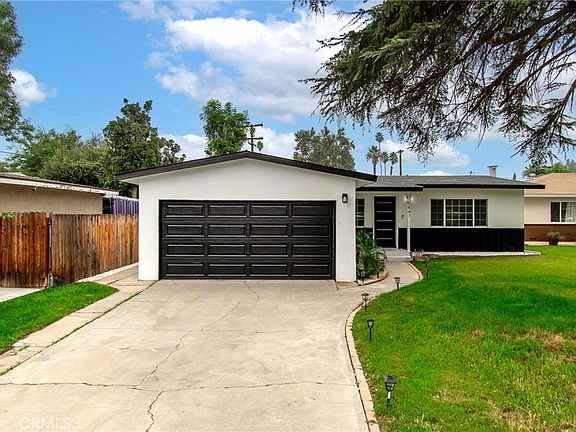 2nd image of 5847 Meadowbrook Ln