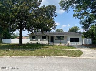 2556 Burlingame Dr W, Jacksonville, FL 32211