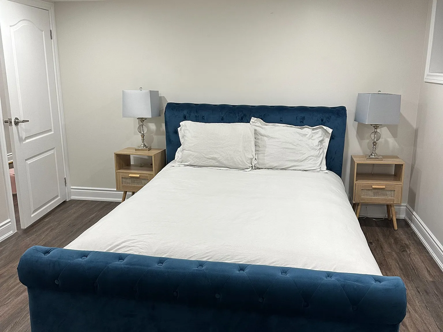 2 bed, $1,900 — Photo 3
