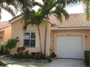 2432 S Coral Trace Cir, Delray Beach, FL 33445