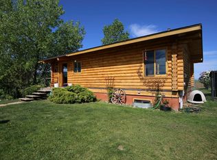 41 Pompey Creek Rd, Banner, WY 82832