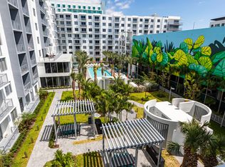 New Avery Pointe East, Dania, FL 33004