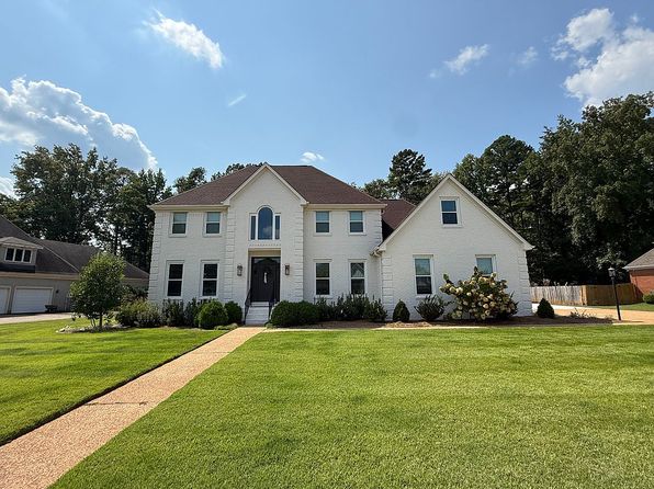 405 Laurel Oak Dr