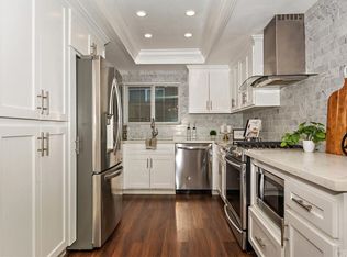 3575 Hillview Dr, Riverside, CA 92503