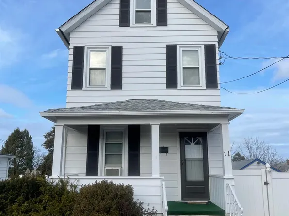 11 Idlewild Ave, Sayreville, NJ 08872