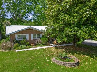 515 Bethel Hollow Rd, Quebeck, TN 38579