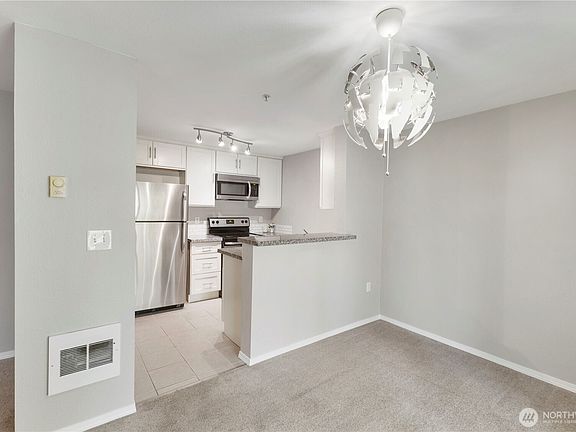 4th image of 11002 SE Petrovitsky Road #G203