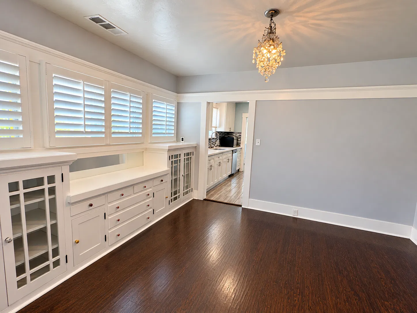 E. Kerckhoff Ave (4120) - 1 — Photo 4