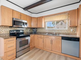 84 Vine St, Saugus, MA 01906