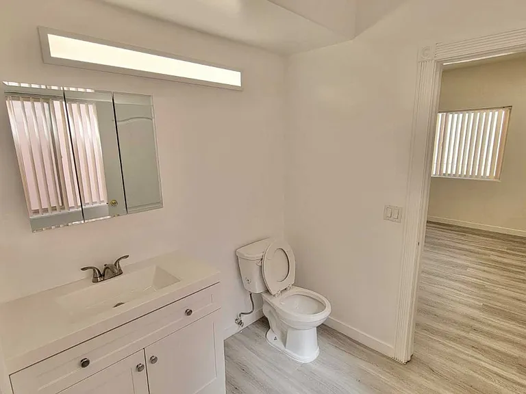 Fruitland Dr — Photo 16
