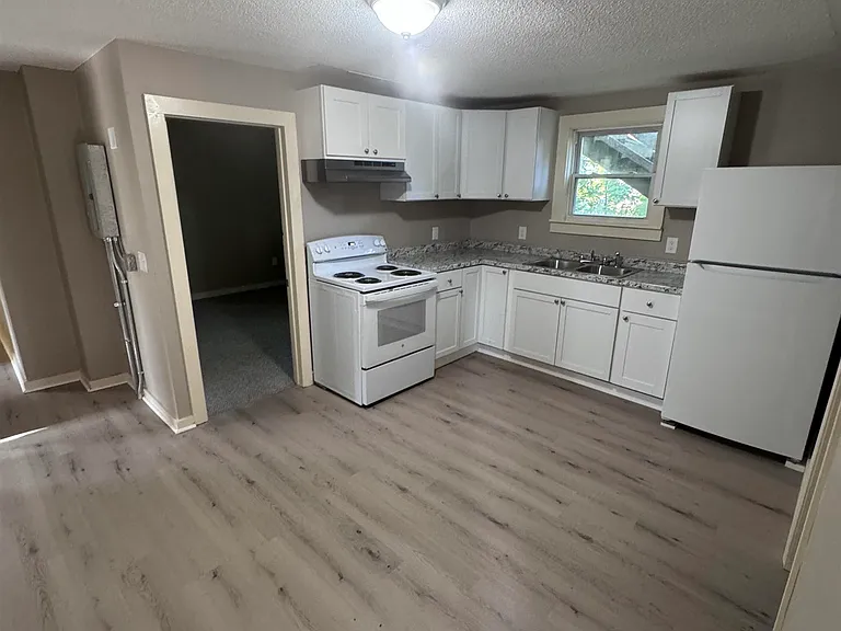 35 South St #1 — Photo 8