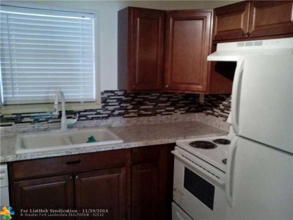 1st image of 718 SW 81st Ave #12B