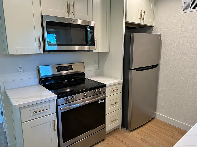 1255 Balboa Ct #1255 — Photo 2