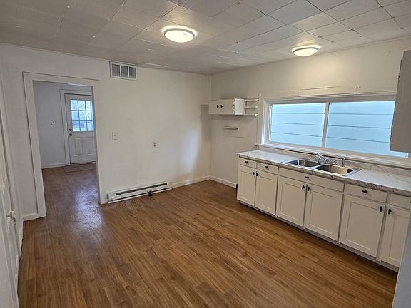 2nd image of 211 N Lansing St #211