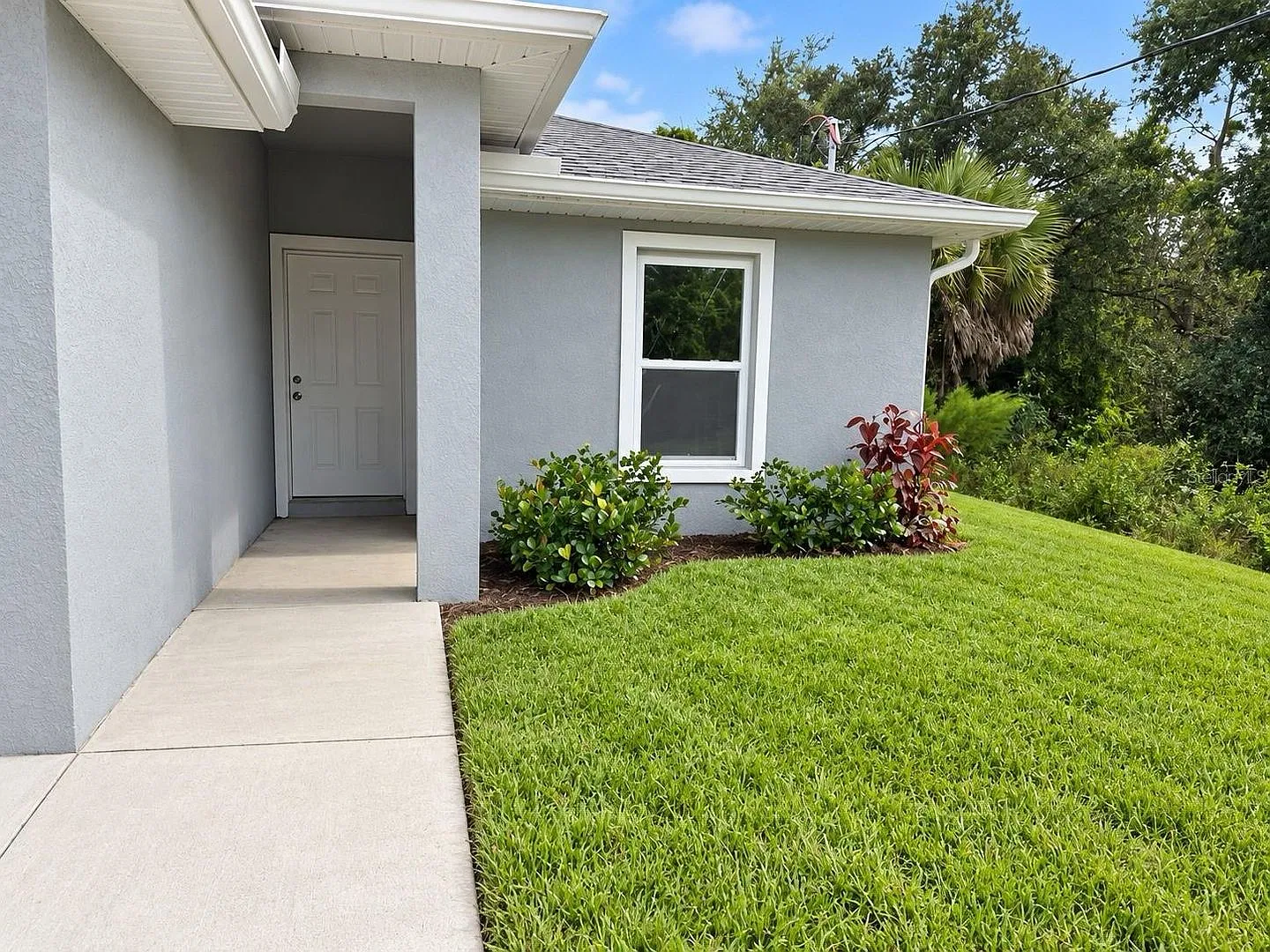 Brand New Construction Beautiful 3 Bedroom, 2 Bathroom Home With Garage! — Photo 3