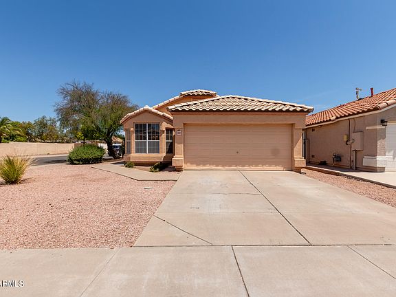 2nd image of 1090 W KINGBIRD Drive