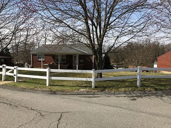 3rd image of 304 Dennison Dr