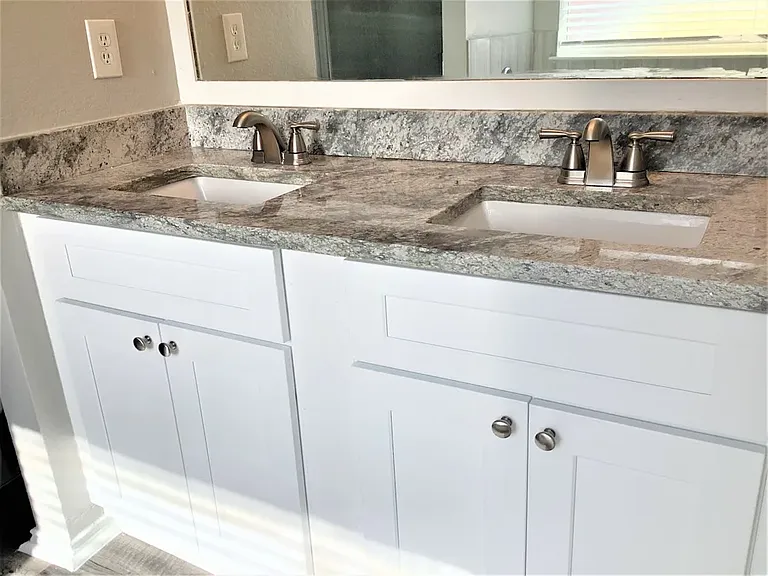 629 Duke Dr — Photo 10