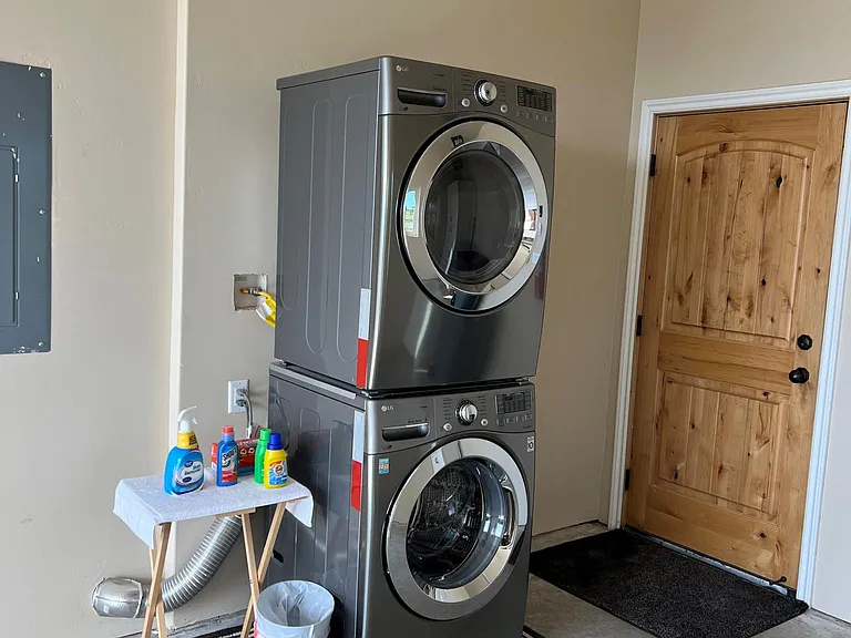 Full Size Washer & Dryer