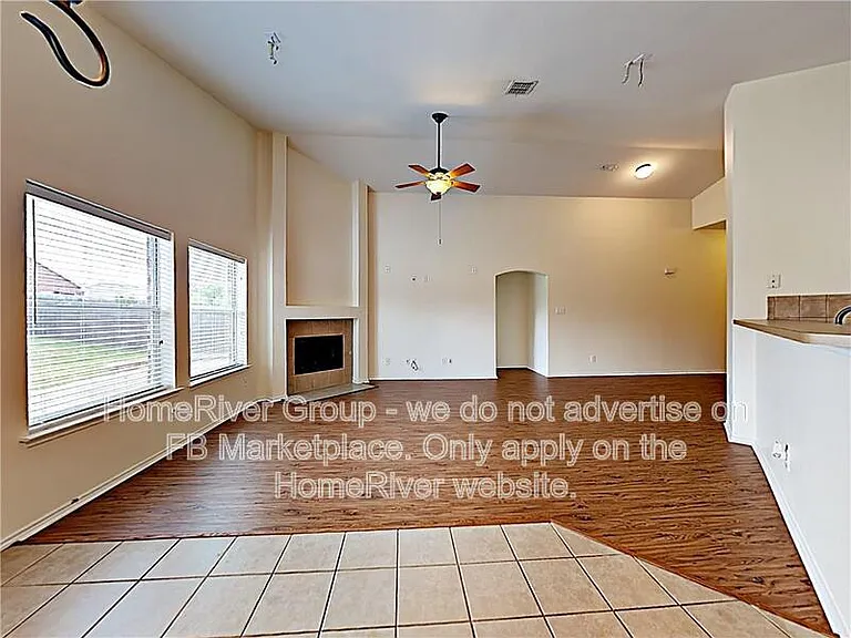 1204 Huntsville Dr — Photo 7