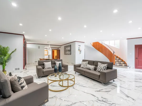 3401 E Ocean Blvd, Long Beach, CA 90803